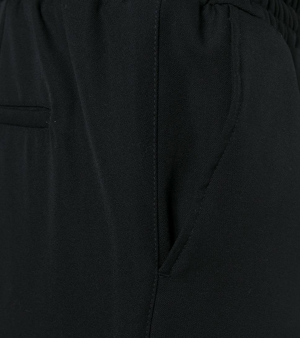 Trackpants