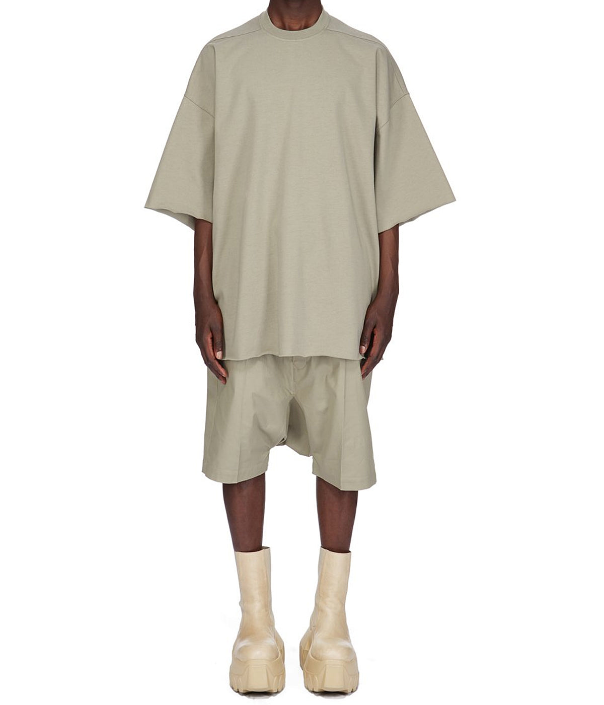 Tommy tee