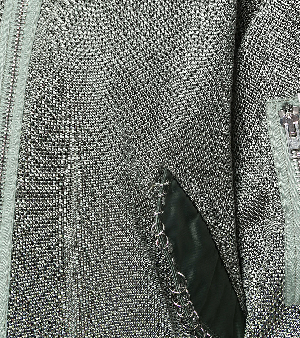 Strict mesh bomber