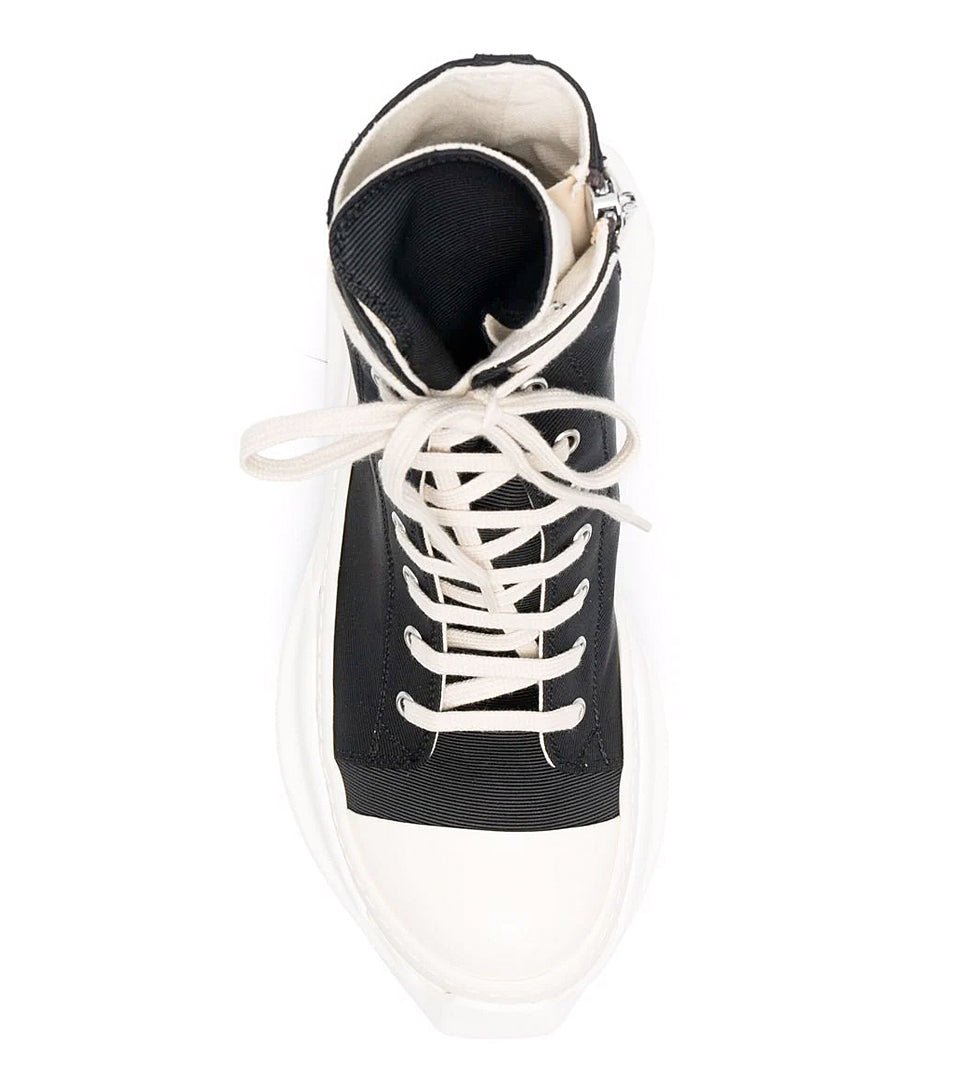 Abstact sneaks